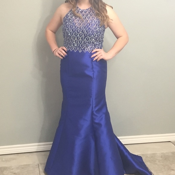 Dresses & Skirts - Prom dress